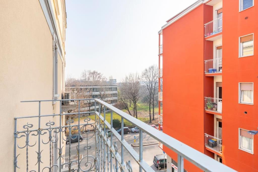 Modern In Next To Metro M5 - Sarca 73 Apartment *